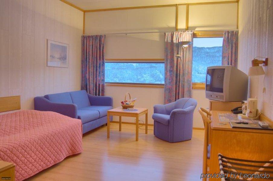Tjeldsundbrua Hotel Skanland Habitación foto